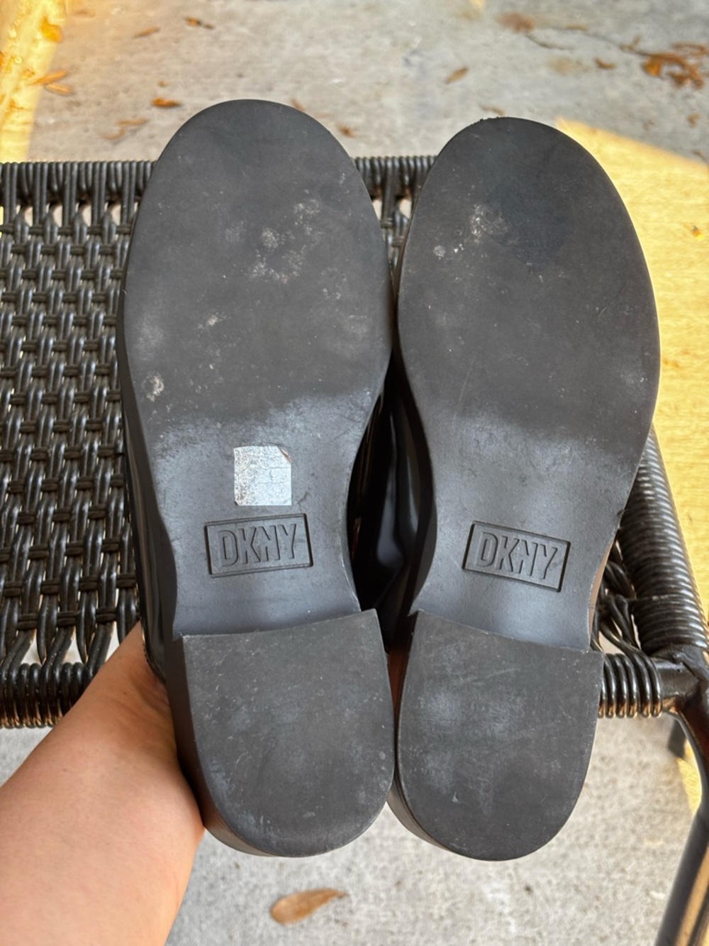 DKNY Black Patent Penny Loafer Mule Platform Slides Dark Academia Size8M Women’s - Picture 16 of 16